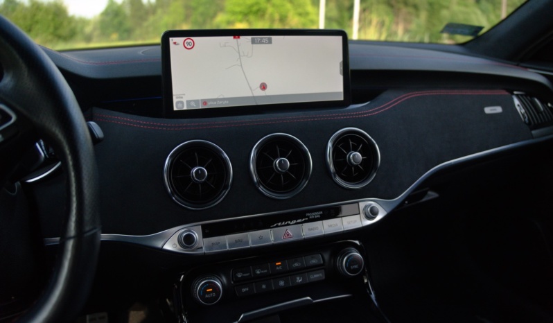 KIA Stinger full