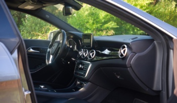 Mercedes CLA full