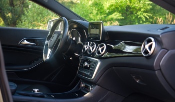 Mercedes CLA full