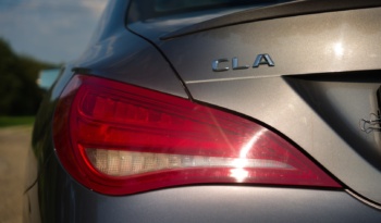 Mercedes CLA full