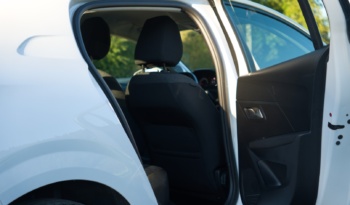 Peugeot 208 full