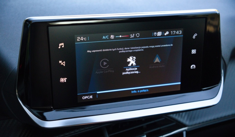Peugeot 208 full