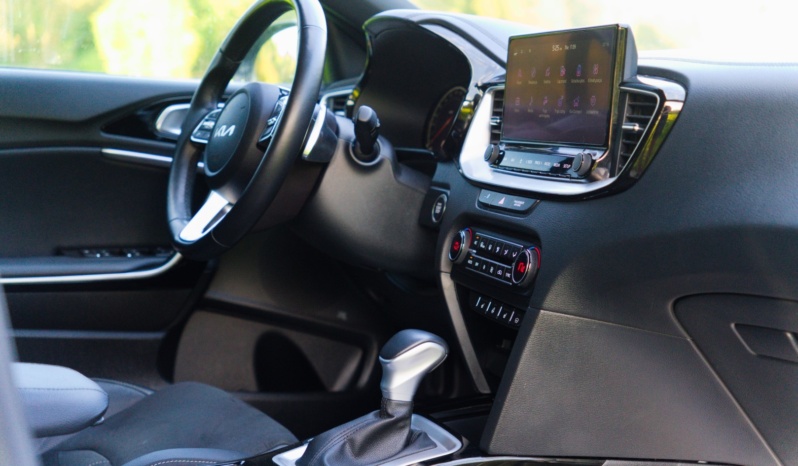 KIA XCeed full