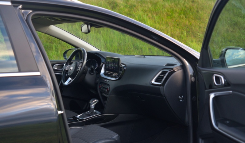 KIA xCeed full