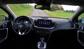 KIA xCeed full