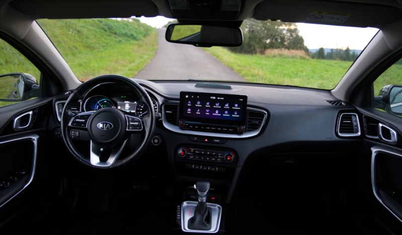 KIA xCeed full