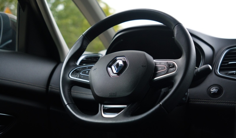Renault Scenic full