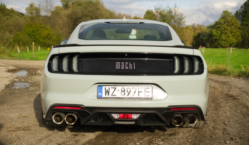 Ford Mustang Mach1 full