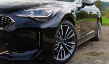 Kia Stinger full