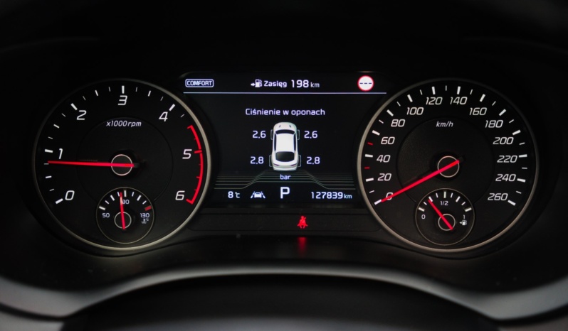 Kia Stinger full