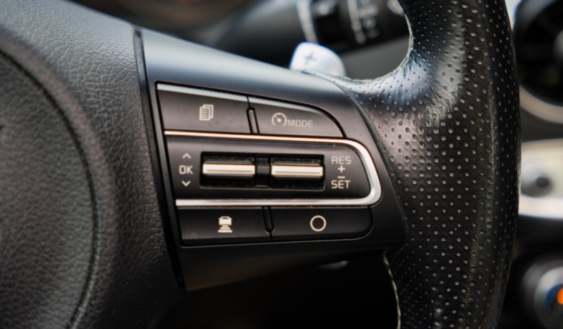 Kia Stinger full