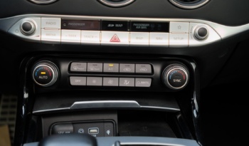 Kia Stinger full