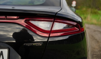 Kia Stinger full