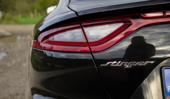 Kia Stinger full