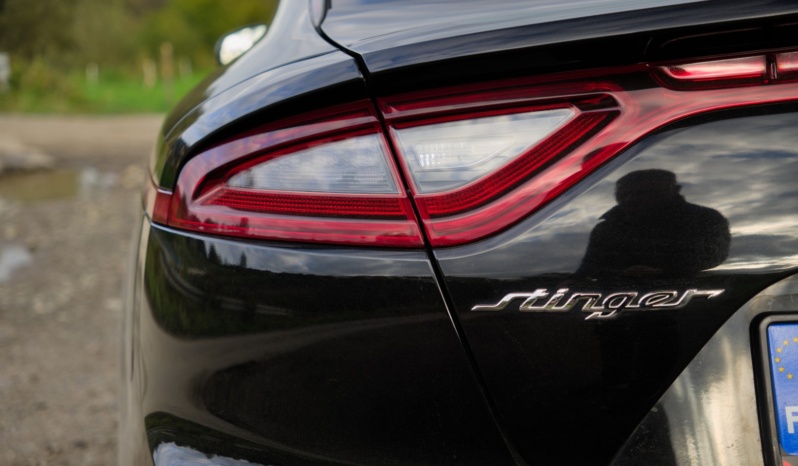 Kia Stinger full