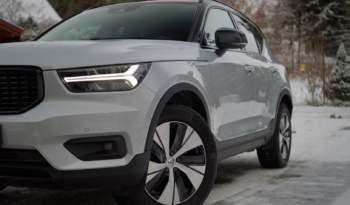 Volvo XC40 full