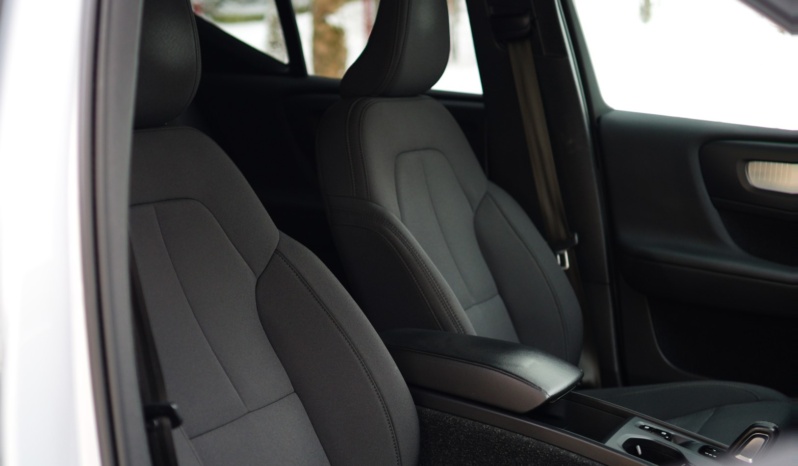 Volvo XC40 full