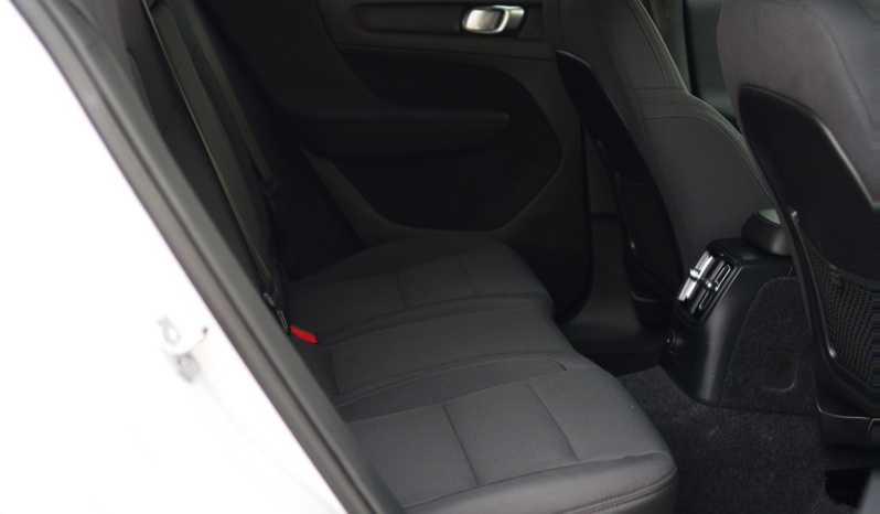 Volvo XC40 full