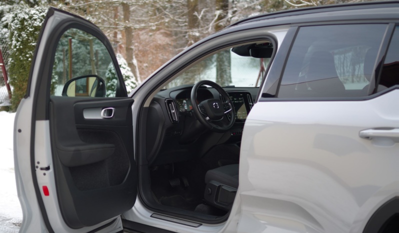 Volvo XC40 full