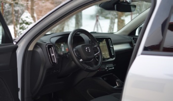 Volvo XC40 full