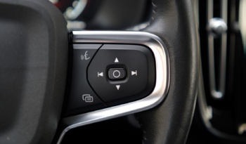 Volvo XC40 full