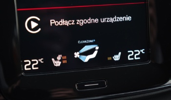 Volvo XC40 full