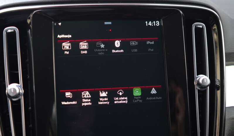 Volvo XC40 full