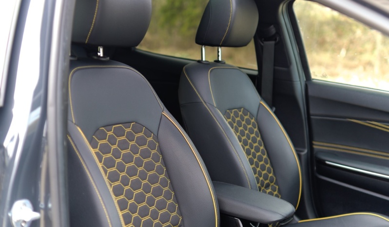 KIA xCeed full