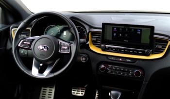 KIA xCeed full
