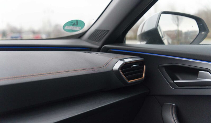 
								Cupra Formentor full									