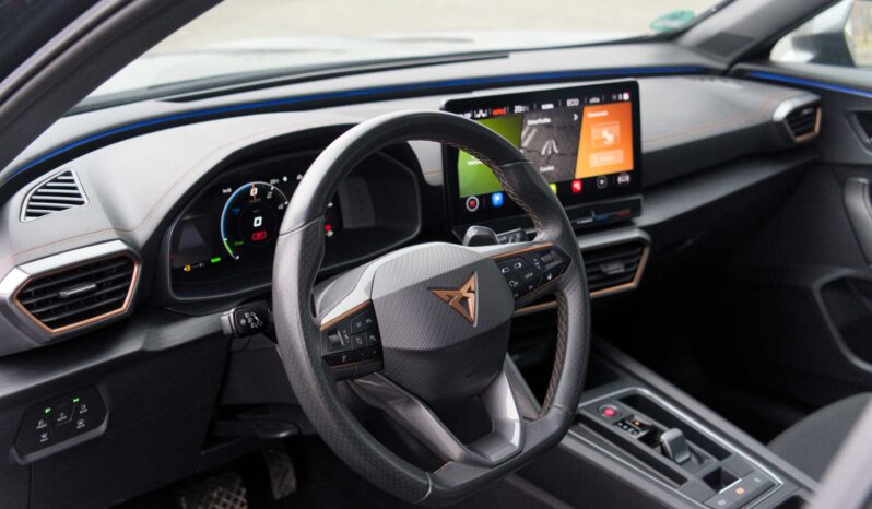 
								Cupra Formentor full									