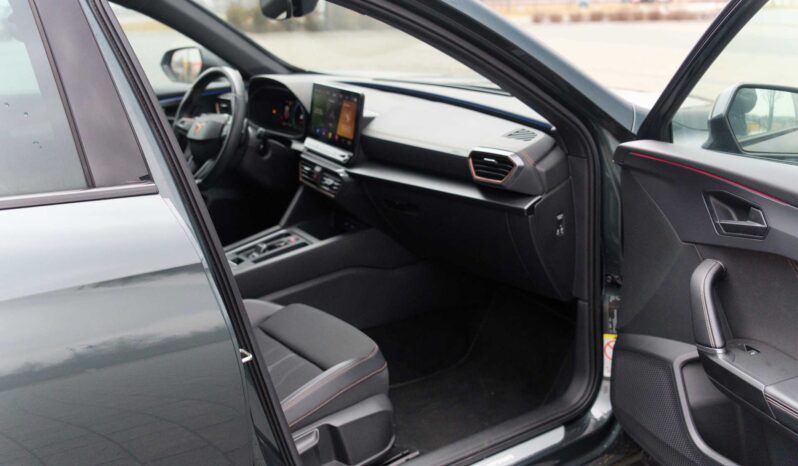 
								Cupra Formentor full									