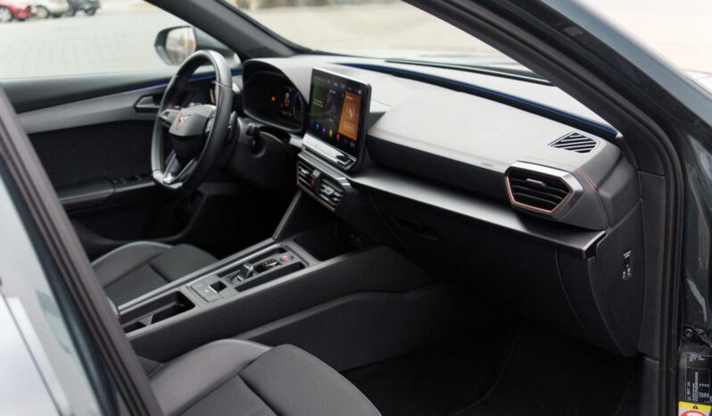 
								Cupra Formentor full									