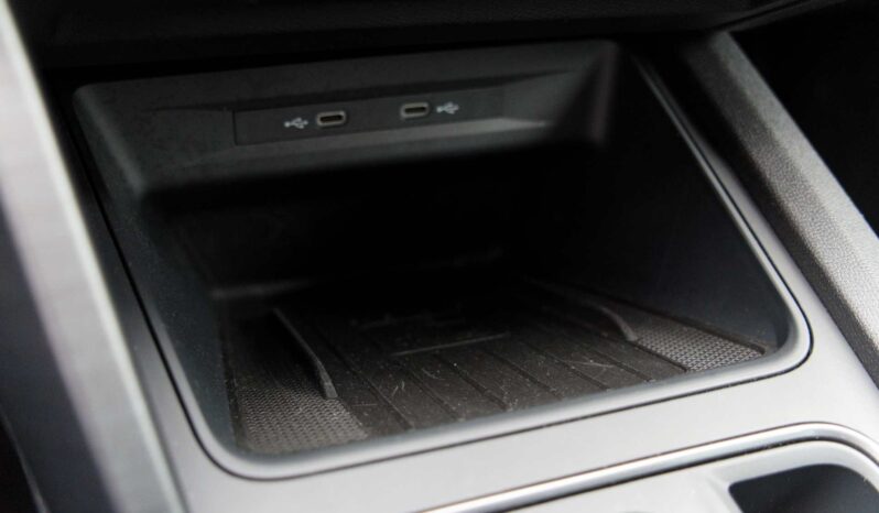 
								Cupra Formentor full									