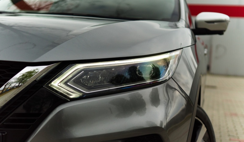 Nissan Qashqai full
