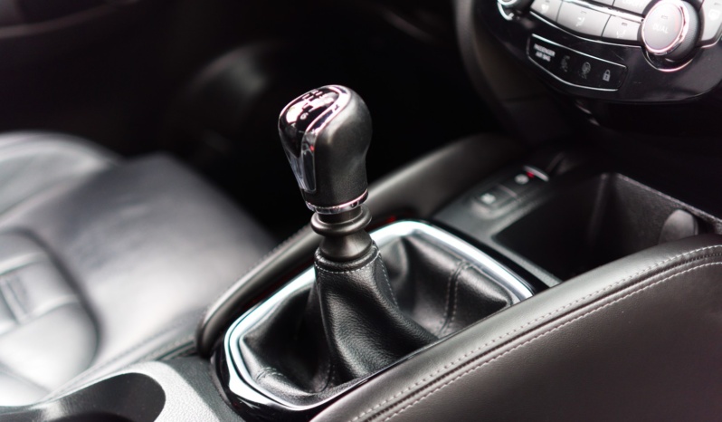 Nissan Qashqai full