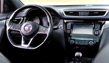 Nissan Qashqai full