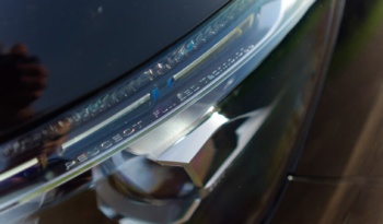 Peugeot 3008 full