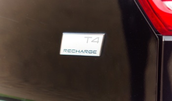 Volvo XC40 full