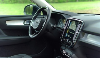 Volvo XC40 full