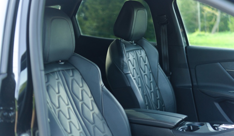 Peugeot 3008 full