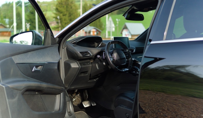 Peugeot 3008 full