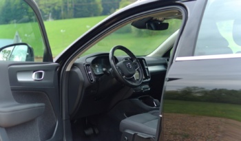 Volvo XC40 full