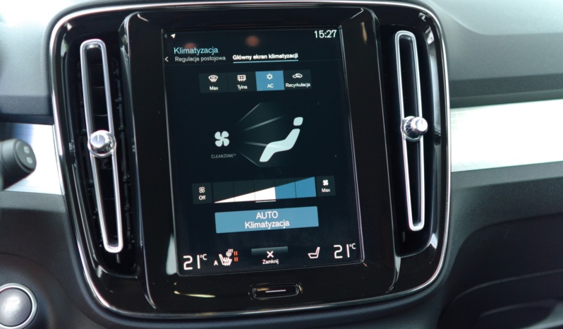 Volvo XC40 full