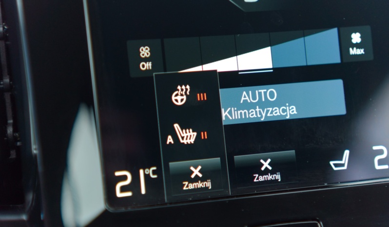 Volvo XC40 full