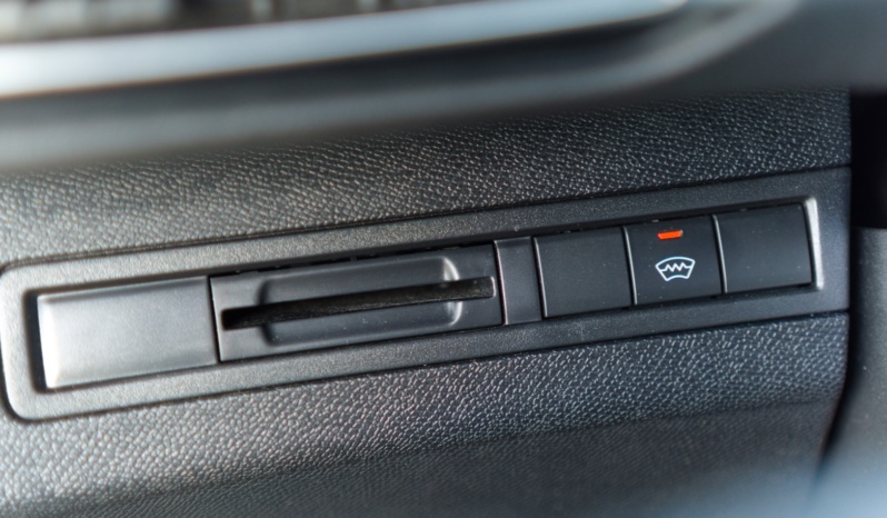 Peugeot 3008 full