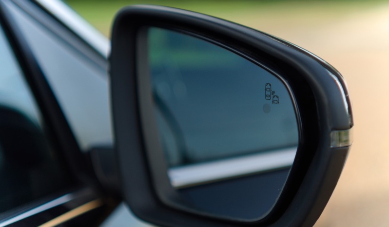 Peugeot 3008 full