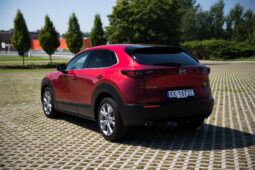 
										Mazda CX-30 full									
