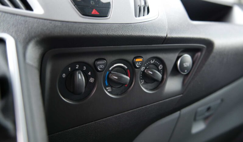 
								Ford Transit Custom full									