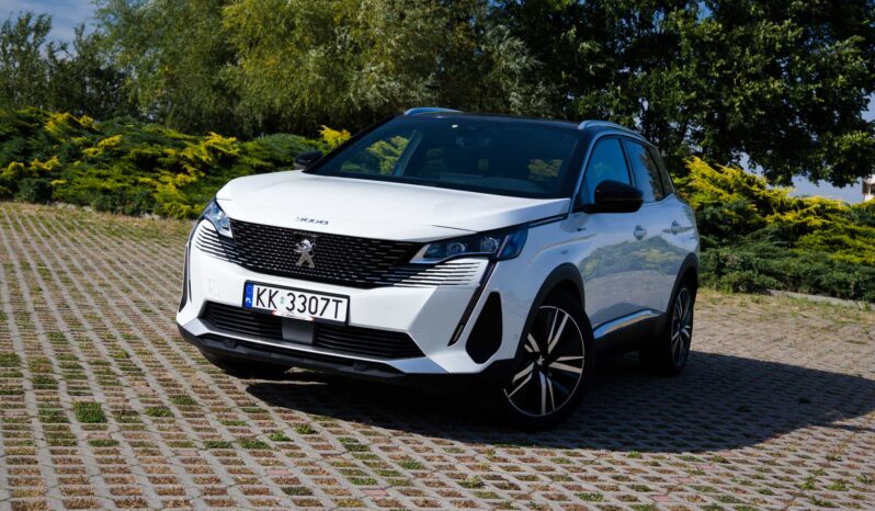 
								Peugeot 3008 full									